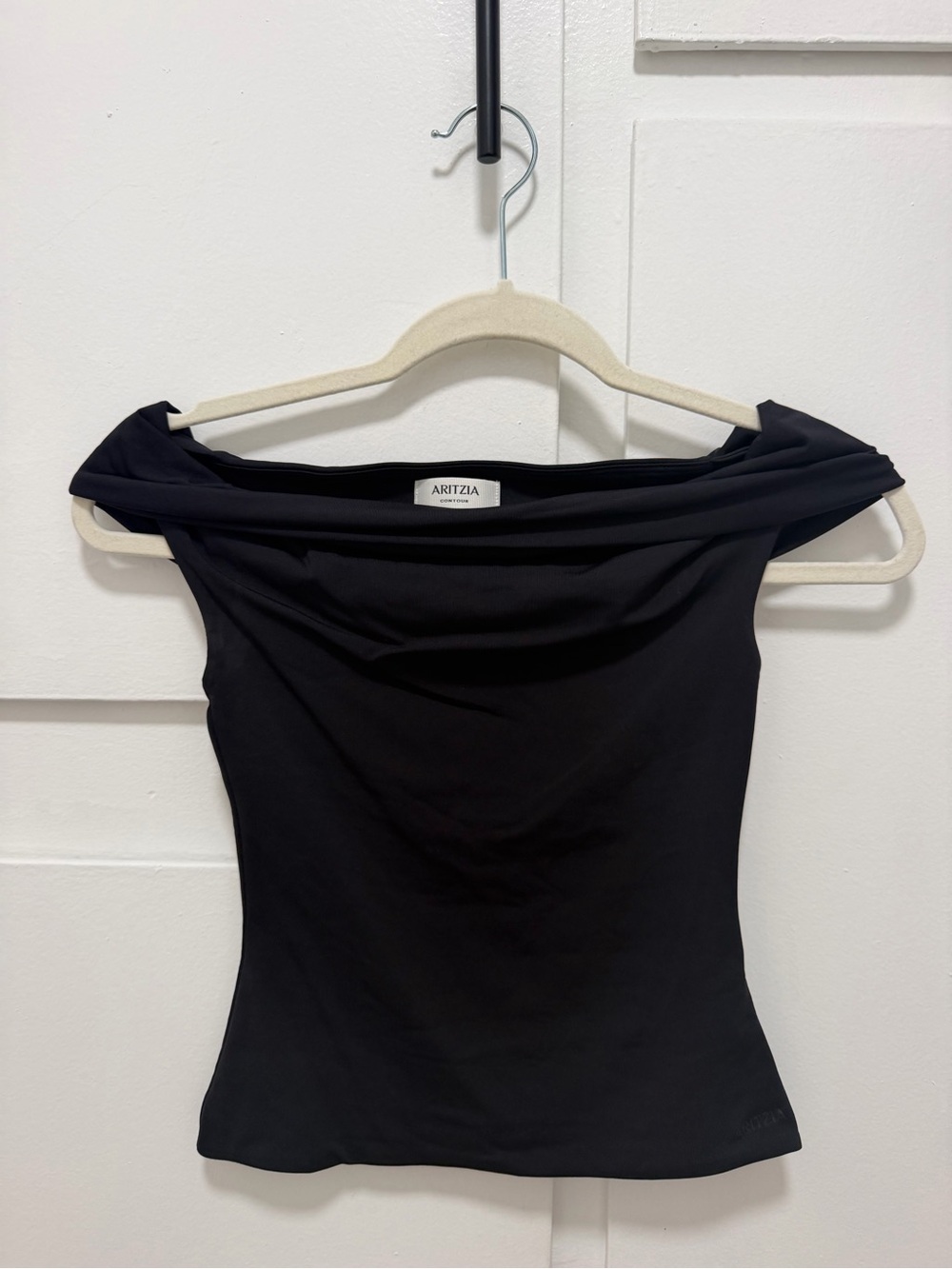 ARITZIA Original Contour Ravish Off the Shoulder Top - Picture 4 of 6